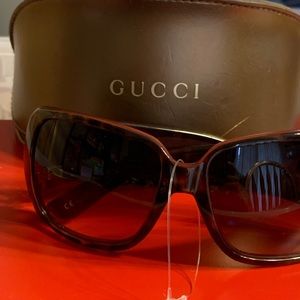 New Vintage Gucci Sunglasses GG 3058/S